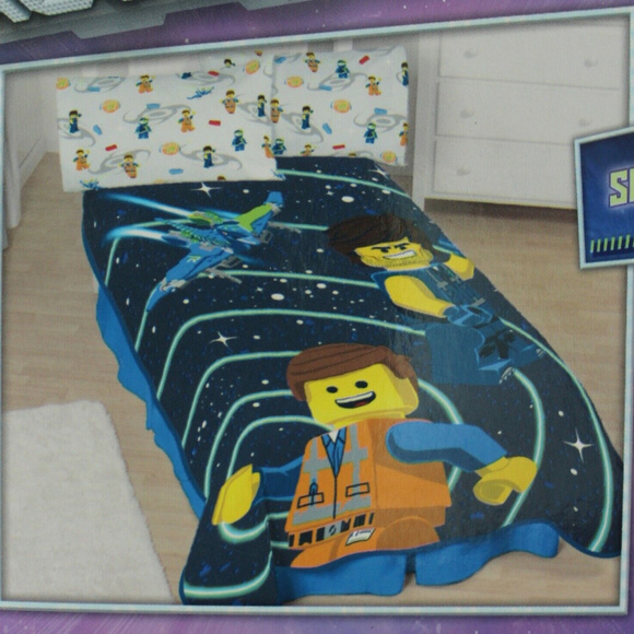 Lego Movie 2 The Good Guys Twin Full Plush Blanket - Picture 3 of 5